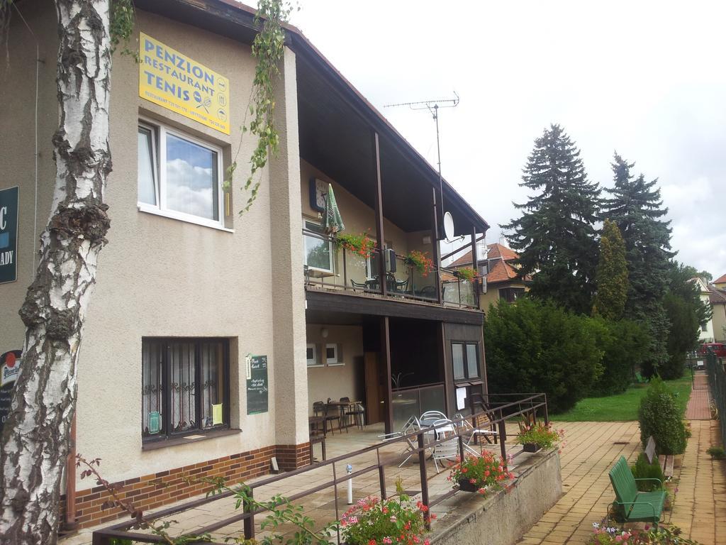 Penzion Tenis Poděbrady Kültér fotó